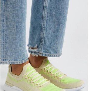 APL athletic propulsion lab women’s techloom breeze